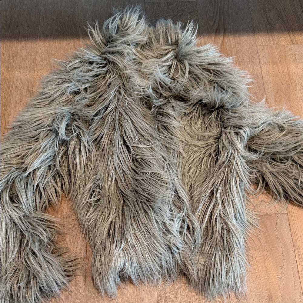 Fabulous Furs Shaggy Faux Fur Jacket in Gray - Picture 2 of 7